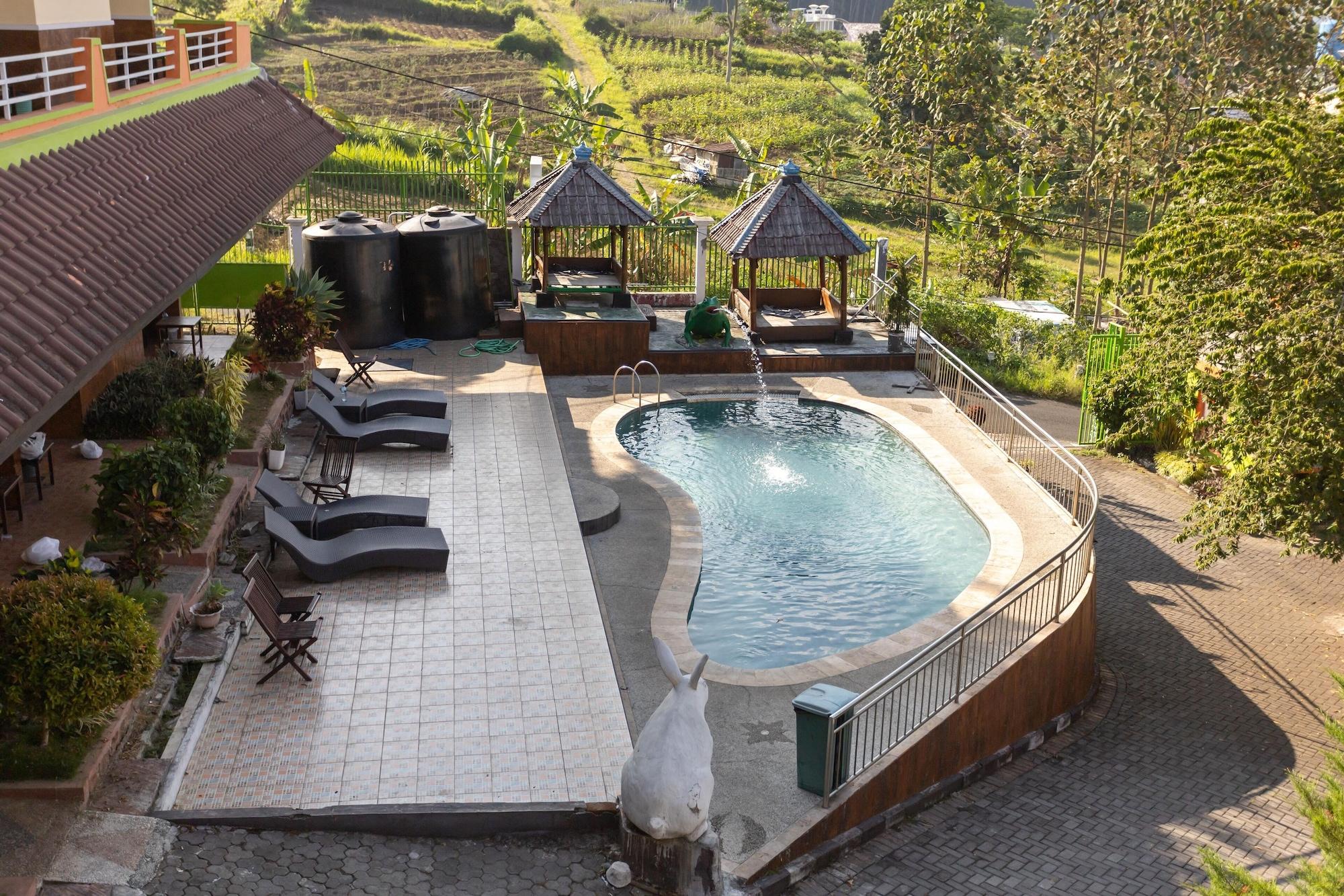 Villa Panderman Indah Бату Екстер'єр фото