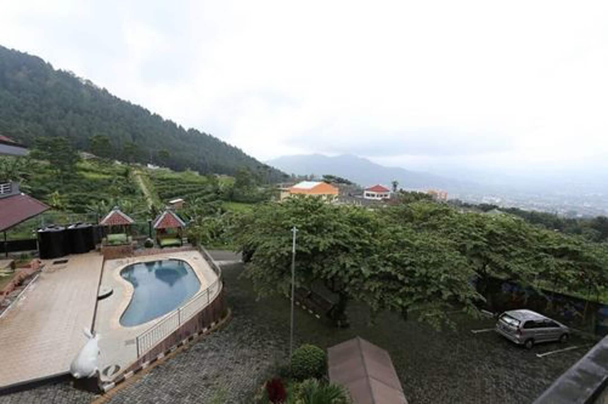 Villa Panderman Indah Бату Екстер'єр фото