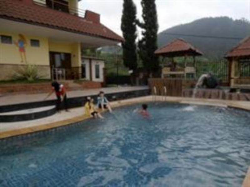 Villa Panderman Indah Бату Екстер'єр фото