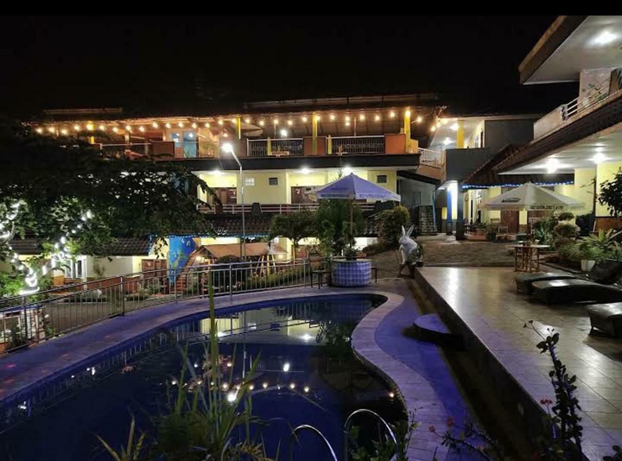 Villa Panderman Indah Бату Екстер'єр фото